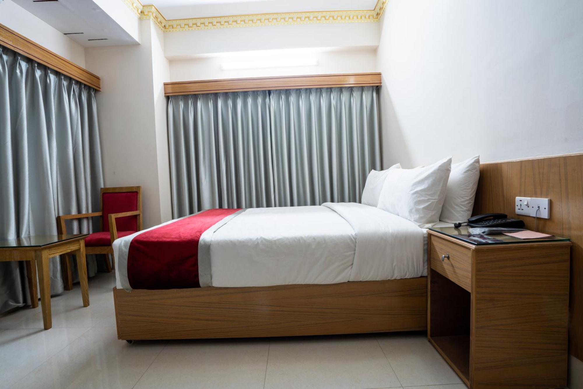 Hotel Safa Residency - 达卡 外观 照片